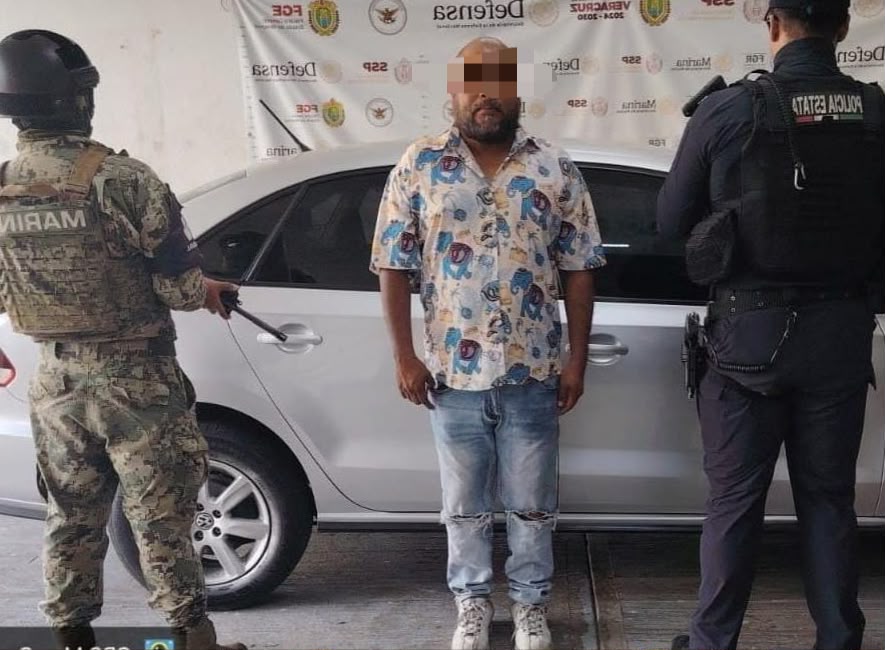 Director de El Buen Tono detenido otra vez; lo acusan de usar auto robado