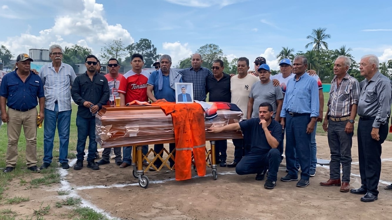 Despiden en SLP a Abelardo, muerto en explosión de Jáltipan