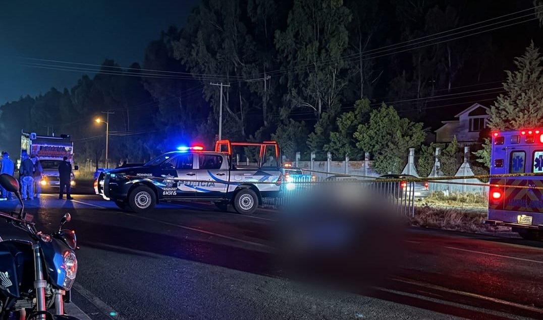 Muere mujer tras ser arrollada en carretera Perote-Xalapa