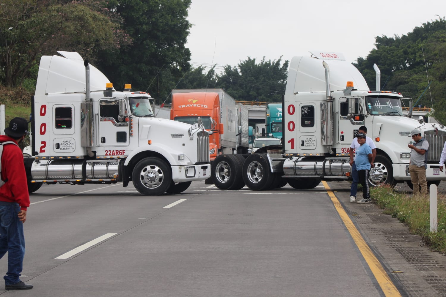 Veracruz suma 12 operadores de transporte de carga asesinados en seis meses