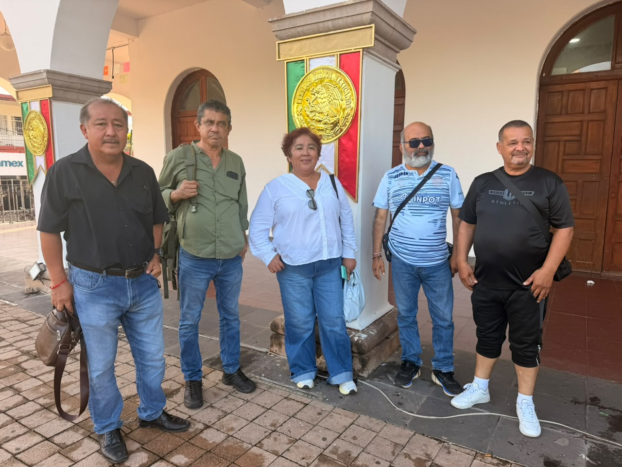 “Hacer periodismo aquí es arriesgar la vida”: 8 periodistas denuncian amenazas en Acayucan
