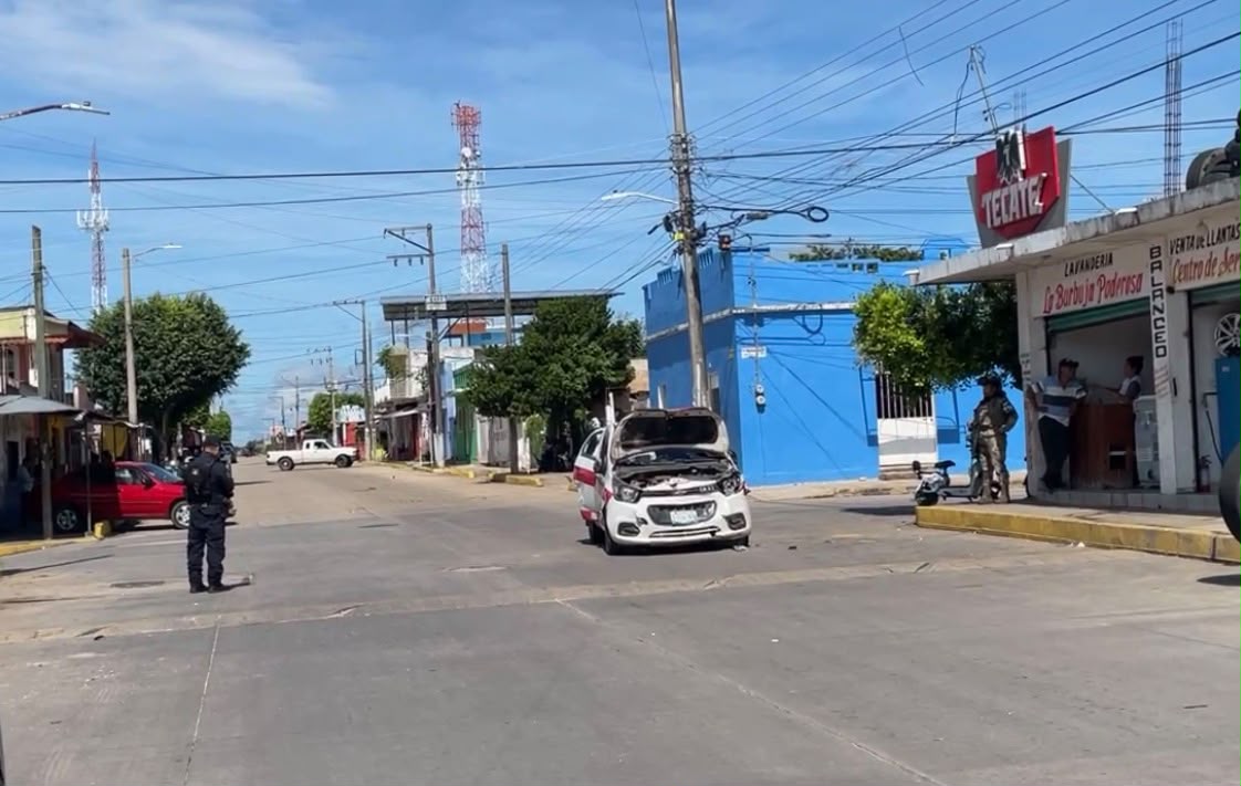 Persecución a balazos deja un taxista muerto y 3 lesionados en Oluta