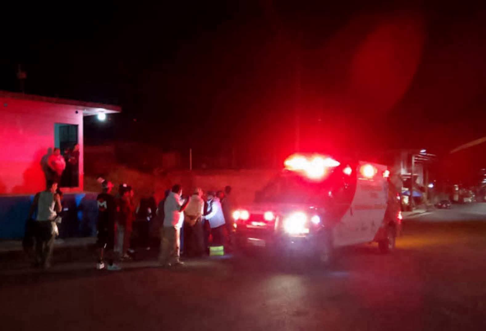 Ataque armado deja a un hombre herido en bar de Cosoleacaque; recibió un disparo en el brazo