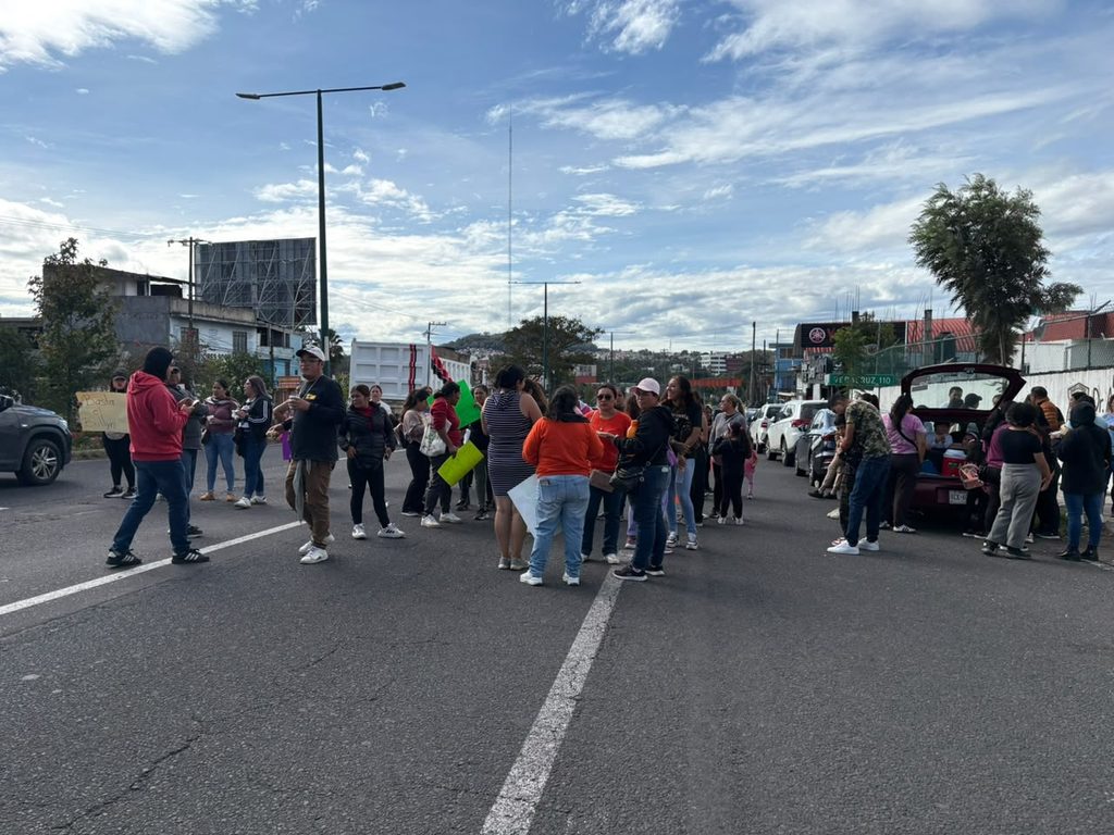 Bloqueo bulevar Xalapa Banderilla 