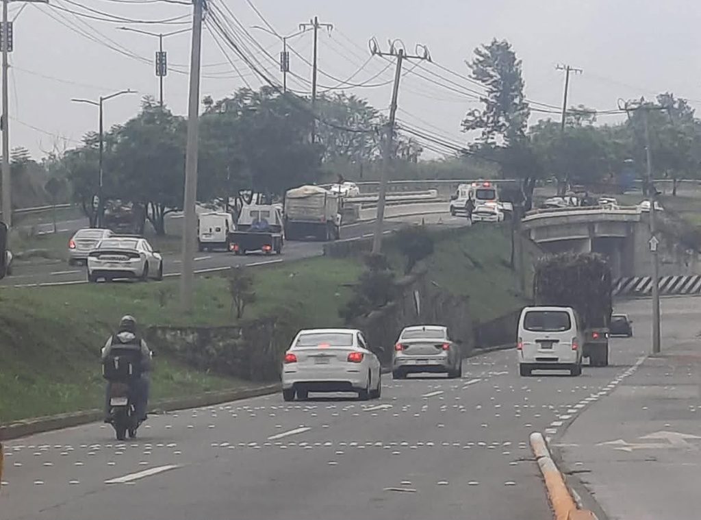 Cierres nocturnos en Lázaro Cárdenas en Xalapa
