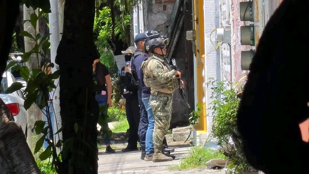 Ataque armado en Papantla deja muerta a mujer y su hijo adolescente