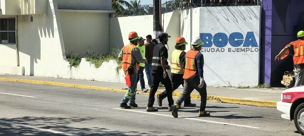 Trabajadores del Racing Veracruz ingresaron al estadio Hugo Sánchez la mañana de este viernes 23 de octubre para retirar  herramientas de trabajo.
