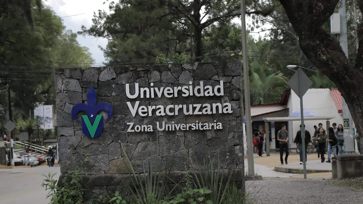 UV suspenderá actividades presenciales por ingreso de Frente Frío 2  a Veracruz