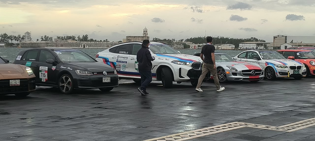 Carrera Panamericana 2026 sale de Veracruz rumbo a Xalapa pese a evento de Norte
