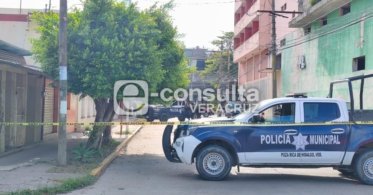 Cateo en Poza Rica libera a persona privada de la libertad y deja tres detenidos