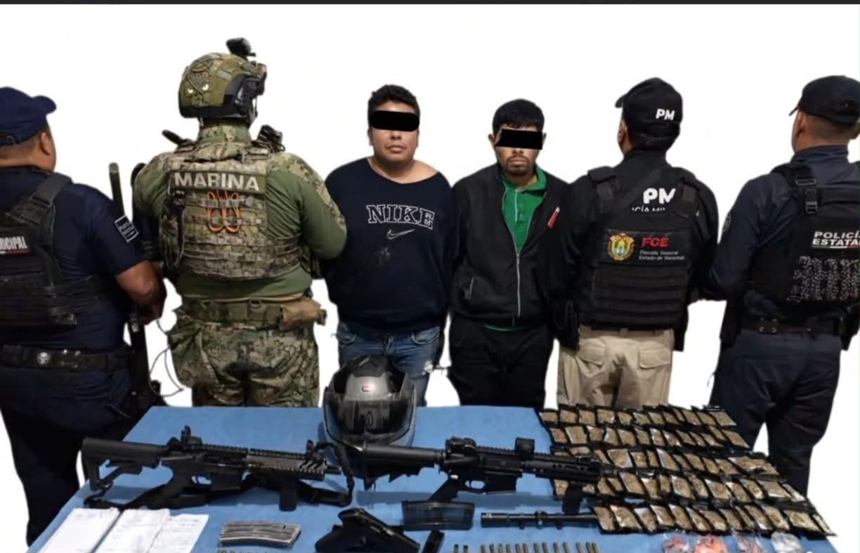 Armas, drogas y uniformes policiales falsos, entre lo asegurado en Los Tuxtlas