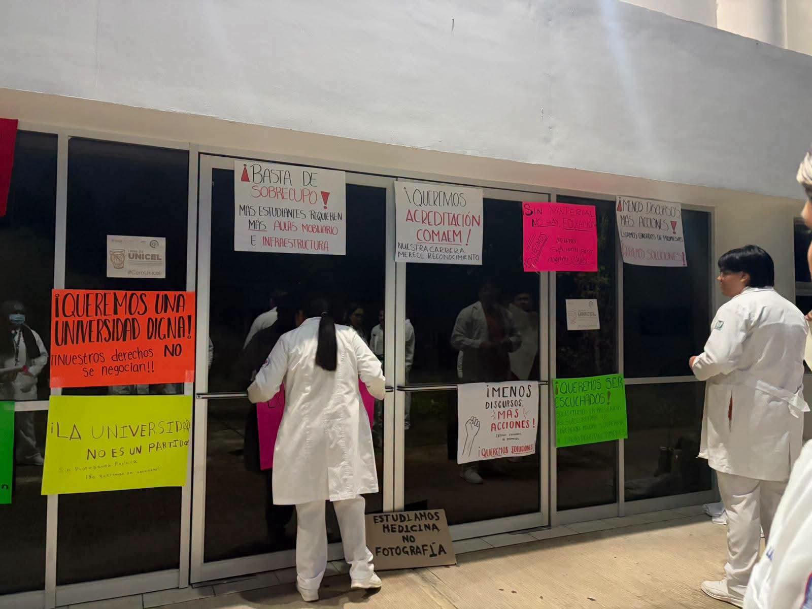 Por estas razones, estudiantes tomaron la Universidad Politécnica de Huatusco