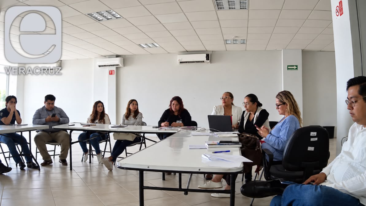 Comités de Veracruz denuncian presiones con “La Clínica es Nuestra” en Veracruz