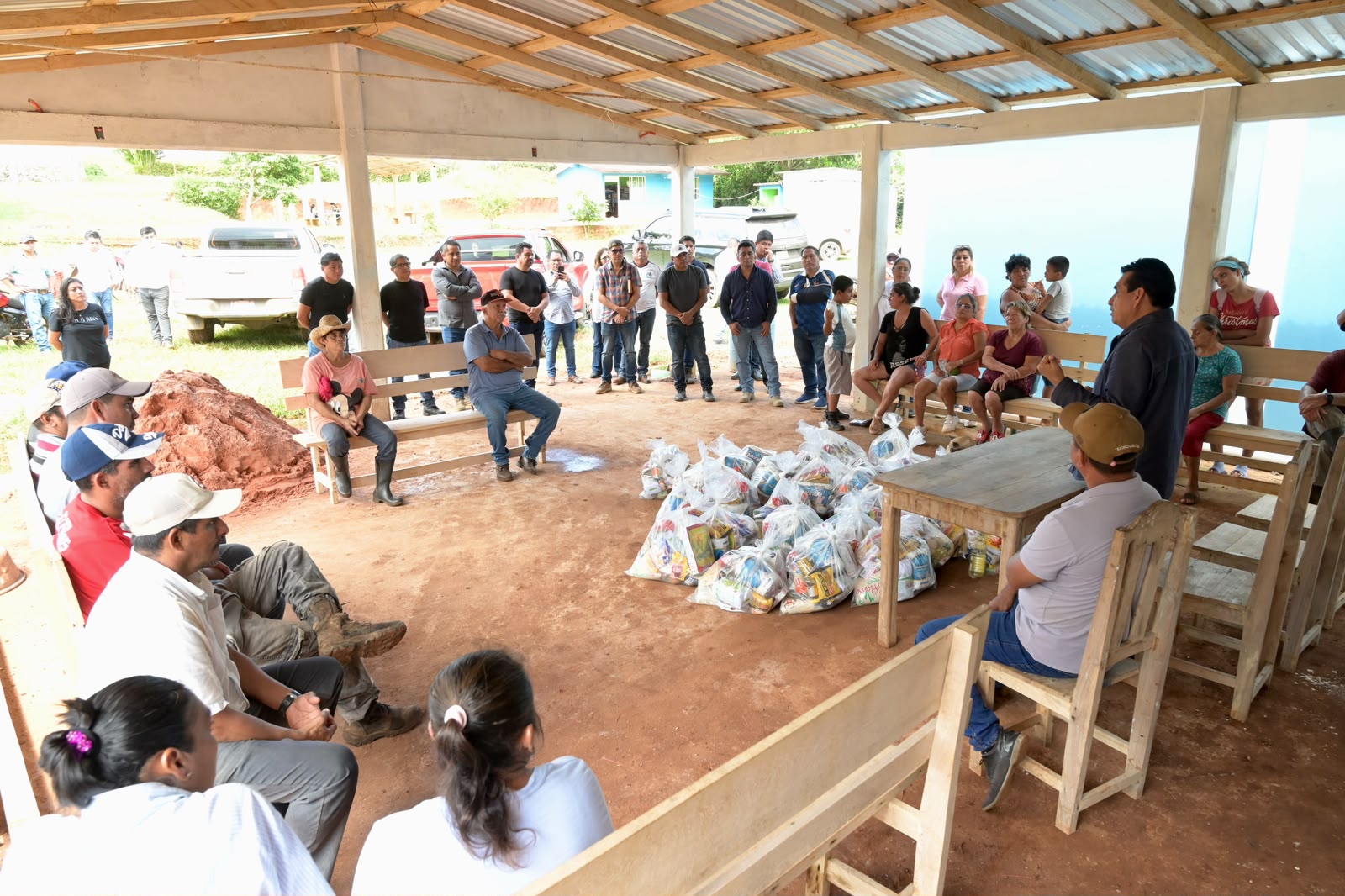 Se suma Congreso al gobierno estatal para atender afectaciones en la zona sur