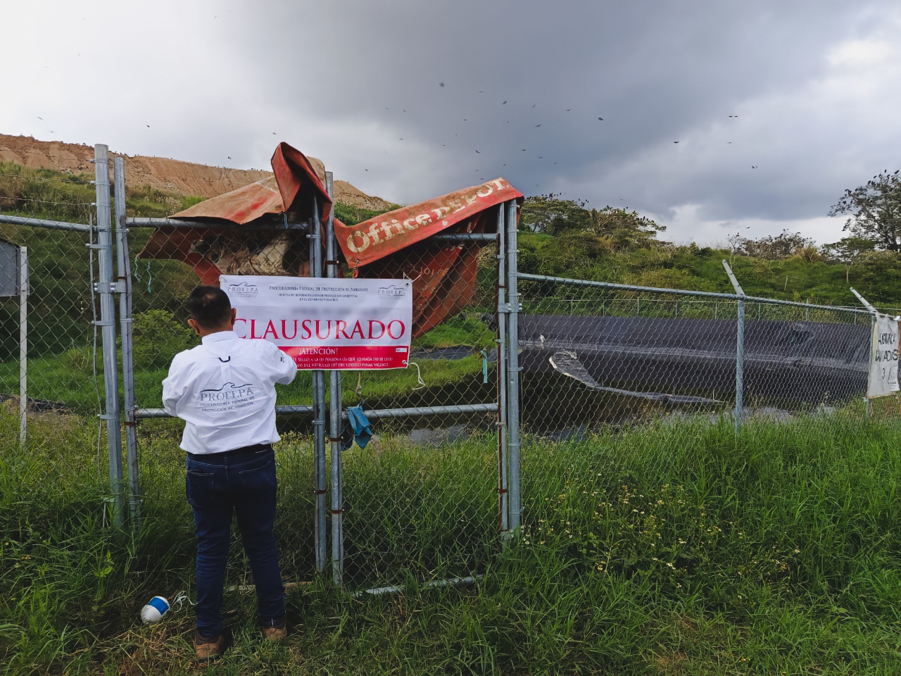 Por escurrimientos, clausuran lagunas de lixiviados del relleno sanitario El Tronconal