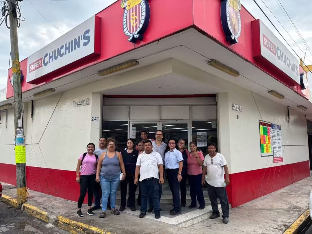 Quitan sellos y reabre Súper Chuchin’s en Boca del Río tras un mes clausurado